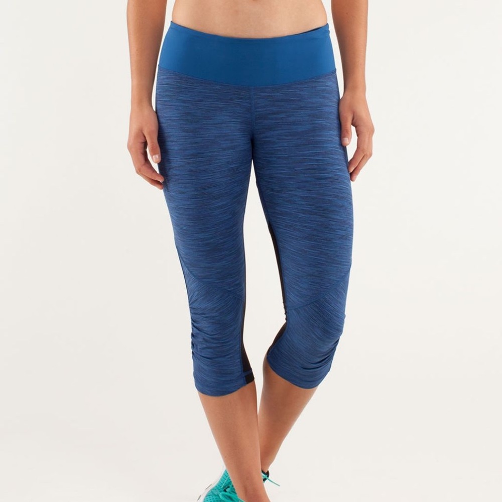 Lululemon Run For Your Life crops - ✨RARE FIND🦄✨